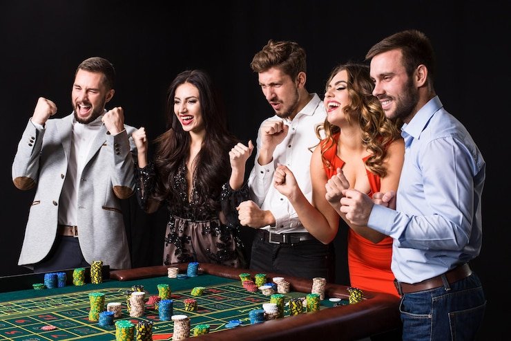 Kartu Dragon dan Tiger yang telah dibagikan menunjukkan nilai masing-masing